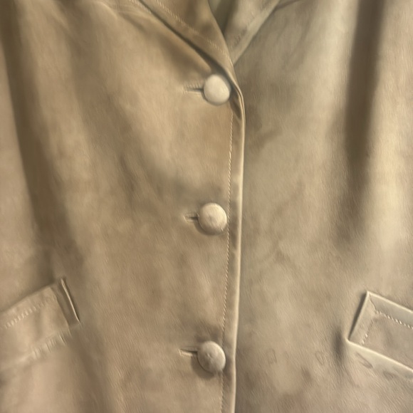 Women’s vintage suede jacket tan lined - Picture 2 of 9